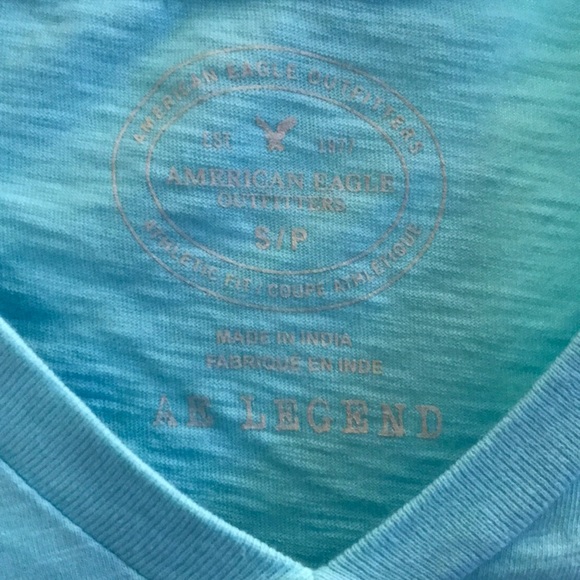 American Eagle Short Sleeve V-Neck Legend Tee - Picture 2 of 3